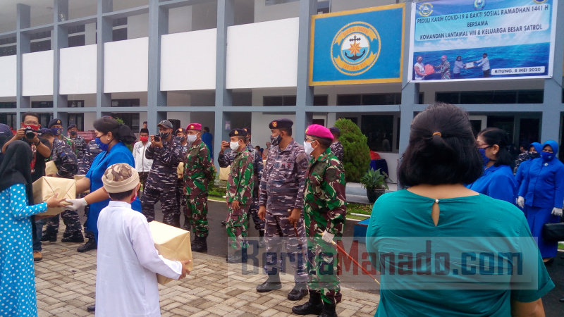 Lantamal VIII Bantu Nelayan dan Tukang Ojek yang Terdampak Covid-19