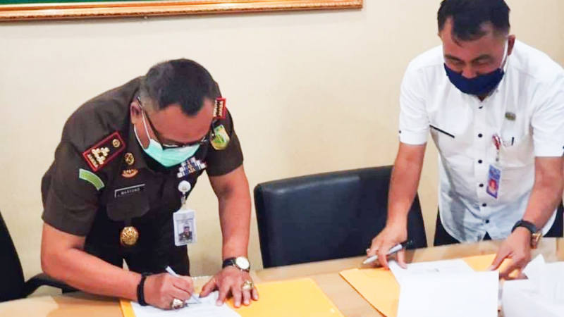 Kejari dan Dinsos Manado Sepakati Kerjasama Pengawalan Penyaluran Bantuan COVID-19
