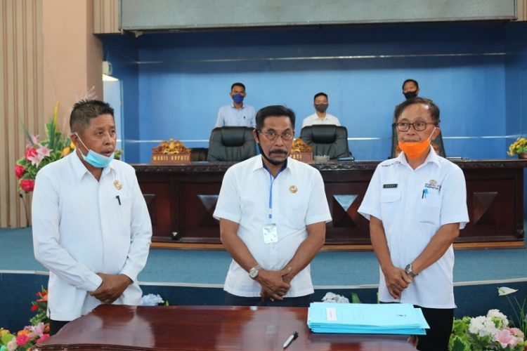 Pimpinan SKPD di Boltim Lakukan Penandatanganan Pakta Integritas Bebas dari KKN