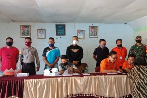 Pemkab Boltim dan PT Pos Kotamobagu Salurkan BST di Kecamatan Modayag