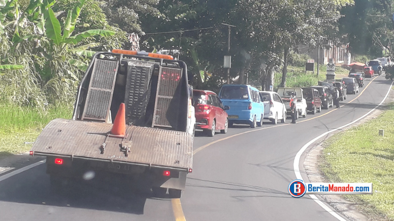 Pemeriksaan Diperketat, Antrian Panjang Terjadi di Lahendong - Leilem