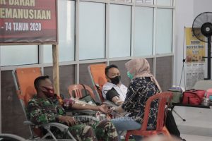 Ikut Donor, Ini Golongan Darah Kapolres dan Ketua PMI Boltim