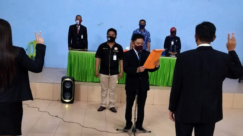 Hezky Goni Lantik Delapan Orang Panwaslu Matuari dan Minta Langsung Bekerja