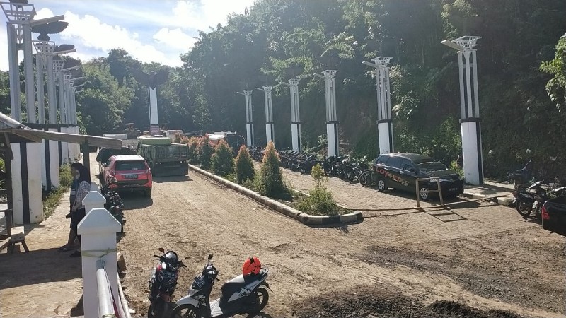 Kebun Raya Masih Ramai, Aktivitas Penambang Belum Berhenti