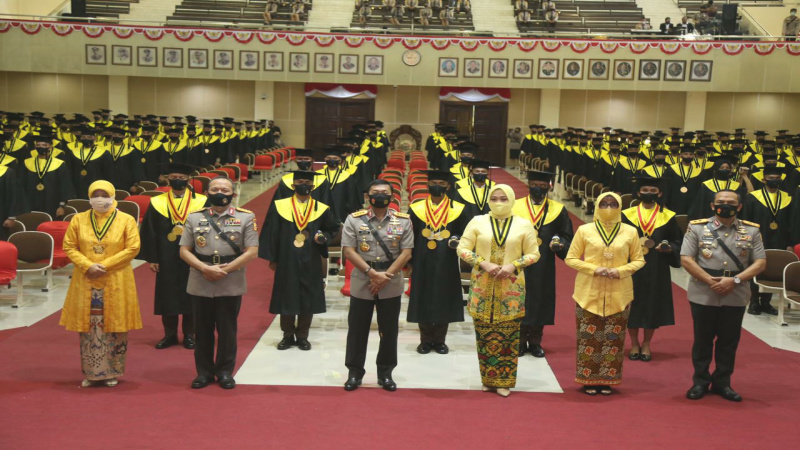 Hadiri Wisuda Taruna Polri, Idham Azis Berikan Tiga Nasihat ke Taruna Akpol
