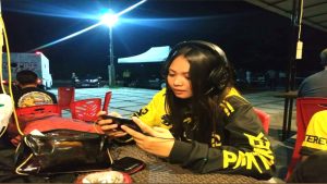 Hobi PUBG, Gloria Berbagi Tips Bermain Game Online