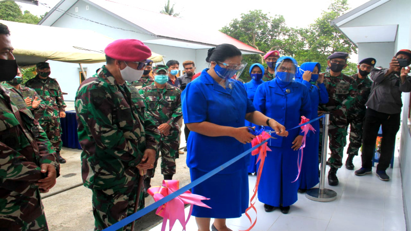 Kunker Ke Lanal Tolitoli, Danlantamal VIII Resmikan Rumah Dinas Perwira 9 Kunker Ke Lanal Tolitoli, Danlantamal VIII Resmikan Rumah Dinas Perwira