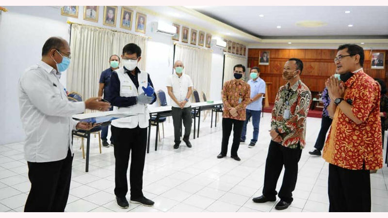 Vicky Lumentut Terima Penghargaan Level 3 Kapabilitas APIP dari BPKP