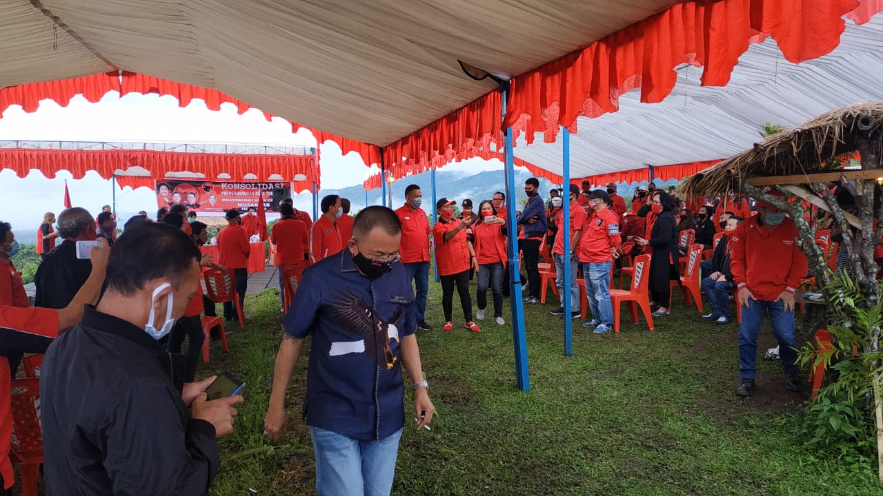 Hadiri Konsolidasi Musancab PDIP, Wenny Lumentut Makin Mesra Bersama PDIP