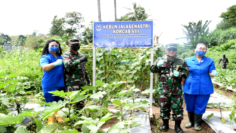 Lantamal VIII Ikut Panen Raya Di Tingkat TNI AL Melalui Vicon