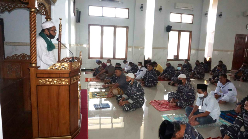 Lantamal VIII Gelar Doa Bersama Sambut HUT Ke-75 Kemerdekaan RI 10 Lantamal VIII Gelar Doa Bersama Sambut HUT Ke-75 Kemerdekaan RI