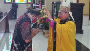 Bupati Royke Roring Resmikan Gedung SD Katolik Sonder