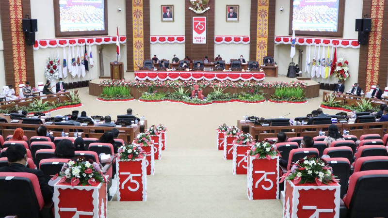 DPRD dan Pemprov Sulut Saksikan Siaran Langsung Pidato Presiden RI Joko Widodo