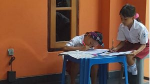Bantu Siswa Belajar Daring, Legislator DPRD Sulut ini Sediakan Wifi Gratis di Rumahnya