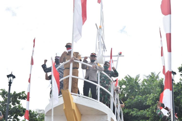 Wow! Sang Merah Putih 545 Meter Dibentangkan di Nusa Tabukan, Meriahkan HUT ke-75 RI 6 Wow! Sang Merah Putih 545 Meter Dibentangkan di Nusa Tabukan, Meriahkan HUT ke-75 RI