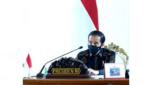 Pimpin Rapat Terbatas, Joko Widodo Ingatkan Gubernur Tetap Fokus Kendalikan Covid-19