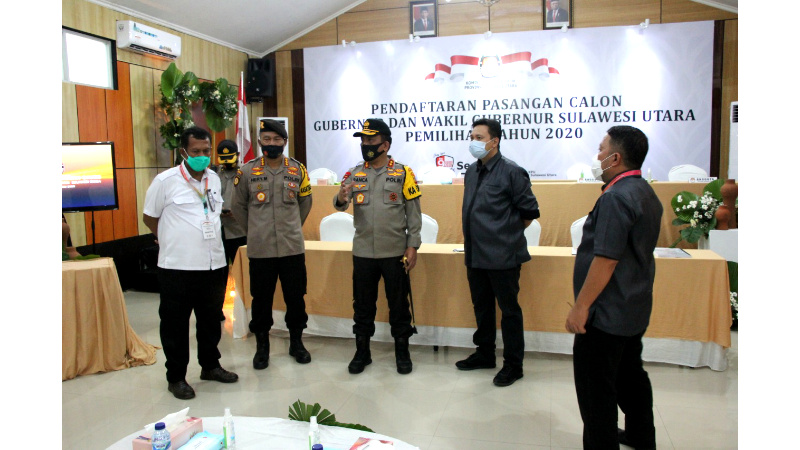Sambangi KPU Sulut, Kapolda Pastikan Pengamanan Tahapan Pendaftaran Berjalan Baik