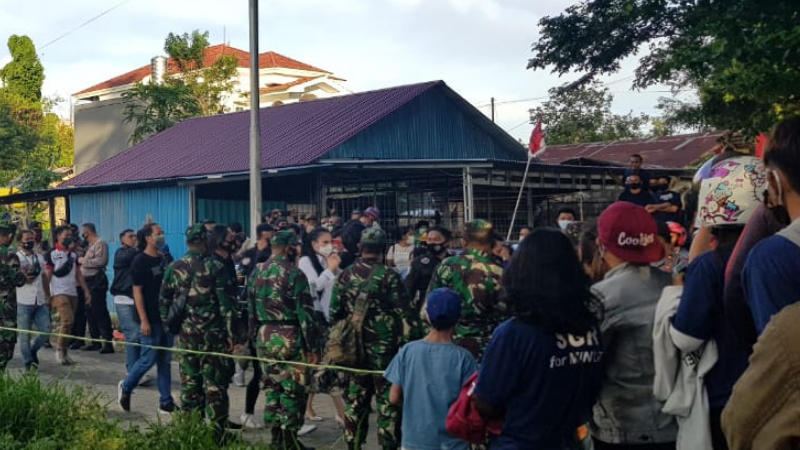 PILBUP MINUT: Shintia Rumumpe-Netty Pantow Tak Siap, Tak Diizinkan Masuk Kantor KPU