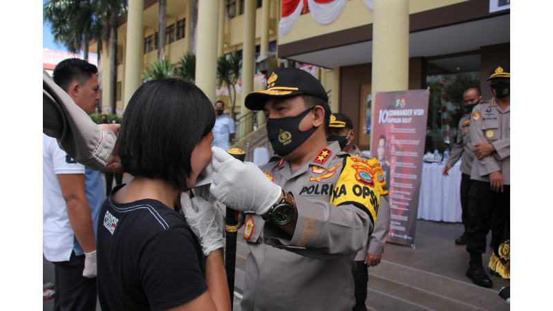 Canangkan Kampanye Penggunaan Masker di Sulut, Kapolda Minta Masyarakat Terapkan 3M