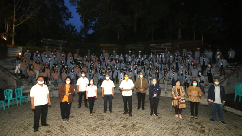 Jelang Berakhirnya KKT 124 Posko Tomohon, Mahasiswa Unsrat Gelar Audiens Dengan Wali Kota