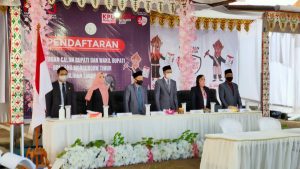 Hari Kedua, KPU Terima Pendaftaran Amalia Landjar-Uyun Pangalima sebagai Paslon