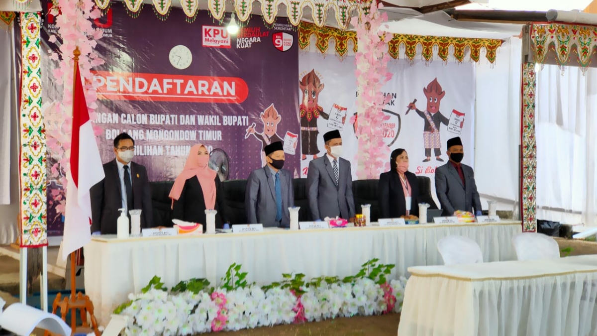 Hari Kedua, KPU Terima Pendaftaran Amalia Landjar-Uyun Pangalima sebagai Paslon