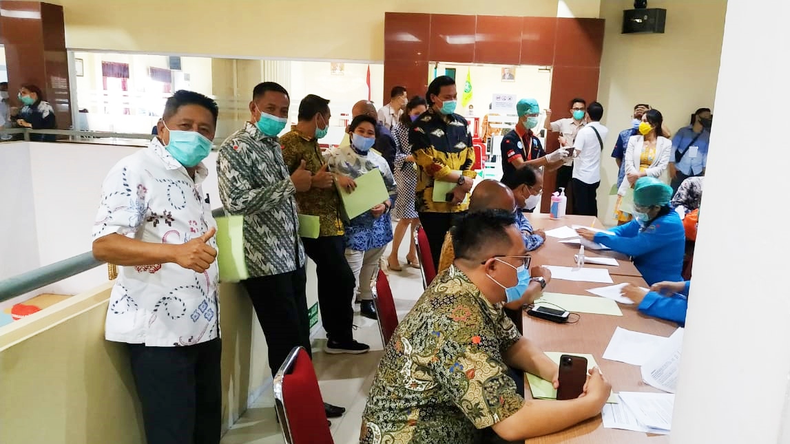 Tiga Pasang Bakal Cabup dan Cawabup Boltim Jalani Pemeriksaan Kesehatan di RS Prof Kandou