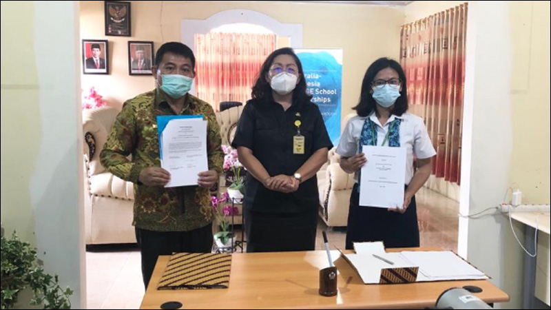 Dua Sekolah di Tomohon Terpilih Ikut Program Kemitraan Australia-Indonesia 8 Dua Sekolah di Tomohon Terpilih Ikut Program Kemitraan Australia-Indonesia
