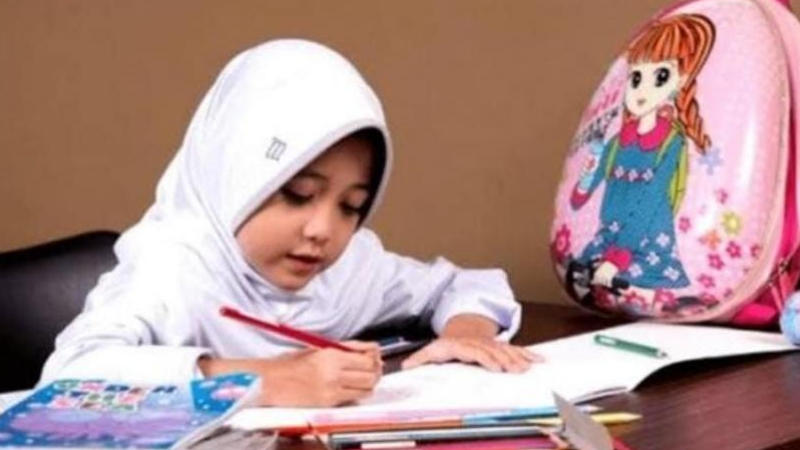 Kasus Covid-19 Menurun, Disdik Kota Kotombagu Kembali Lakukan Kunjungan Belajar dari Rumah