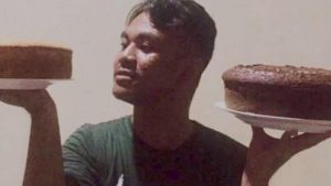 Bertahan di Masa Pandemi COVID-19 dengan Bisnis Kue