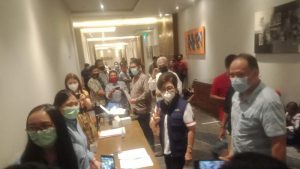 Julyeta Runtuwene Calon Walikota Pertama Hadir di Deklarasi Bawaslu Sulut