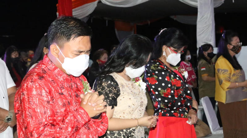 Pjs Bupati Clay Dondokambey Hadiri Jubileum 50 Tahun GBI Bersinode