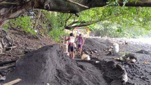 Saat Pandemi, Nelayan di Kampung Lehi jadi Penambang Pasir