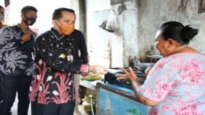 Dari Komo ke Kairagi, Agus Fatoni Gencarkan Sulut Bermasker