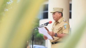Lantik Pjs Sangadi, Depri Pontoh: Jadilah Figur Teladan Bagi Masyarakat