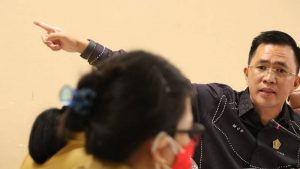 DEBAT PILGUB SULUT: Melky Jakhin Pangemanan Sebut Panggung Stand up Comedy Vonnie Panambunan