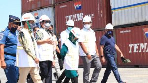 Mendes Abdul Halim Iskandar Tinjau Tol Laut di Pelabuhan Bima