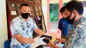 Bawaslu Sitaro Salurkan Ribuan APD Untuk Pengawas Lapangan