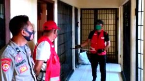 Penjara Polsek Bolaang Uki Disemprot Cairan Disinfektan