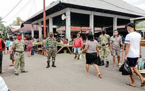 Sosialisasi Prokes COVID-19 di Pasar Buhias Sitaro