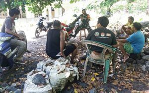Perangi COVID-19, Babinsa Maksimalkan Komsos di Wilayah Binaan