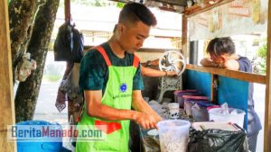 Upaya Pedagang Es Teler di Masa Pandemi