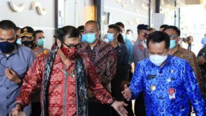 Agus Fatoni Dampingi Menkumham Yasonna Laoly di Diskusi Interaktif Memajukan UMK