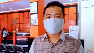 Mudahkan Konsumen di Masa Pandemi, Kantor Pos Manado Gunakan Aplikasi Online
