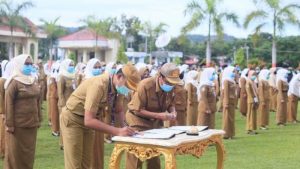 Pengambilan Sumpah Janji PNS, Depri Pontoh: Laksanakan Tugas Dengan Sebaik-baiknya