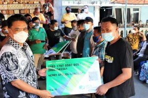 Jelang Akhir Tahun, 1716 Kartu Kepesertaan JAMSOSTEK Bagi Pekerja Formal dan Informal di Kabupaten Kepulauan Sangihe Diserahkan