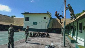Menwa Polnustar Dibekali Pelatihan Mountaineering Pada Diklatsar Angkatan XI