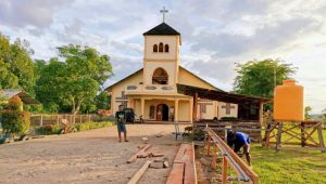Paroki St. Fransiskus Xaverius Asiki Bangun Posko Pengawasan Protokol Kesehatan