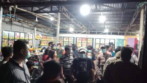 Melewati Jam Batas Operasional, Satgas Covid-19 Bubarkan Sejumlah RM di Boulevard Dua