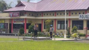 Gelar Apel Pengamanan Malam Tahun Baru, Kapolres Tomohon: Yang Kita Hadapi COVID-19